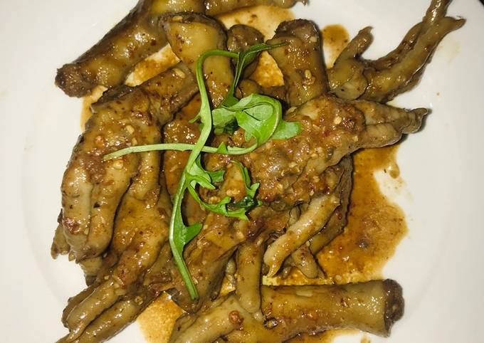 Chicken feet Recipe by Khanyo Zondi - Cookpad