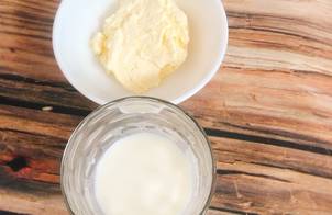 Bơ và buttermilk (homemade)