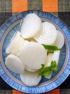 【清冰箱】醃醃檸檬白蘿蔔 的食譜成品照片