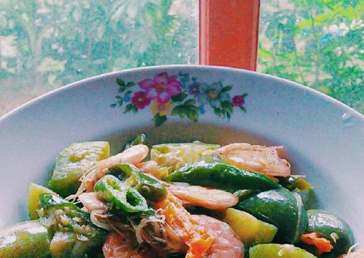  Resep  Tumis udang  lombok  ijo  oleh Windrst Cookpad