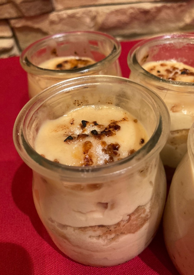 Una foto de Vasitos de crema de turrón
