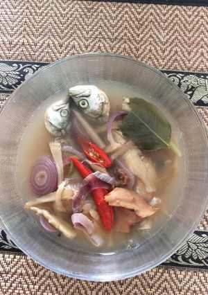 รูปของ ต้มส้มปลาทูสด+ใส่น้ำพริกกะปิที่เหลือลงไปเป็นแกงรัญจวน