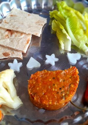 عکسی از دستور خوراک بادمجون و گوجه کبابی