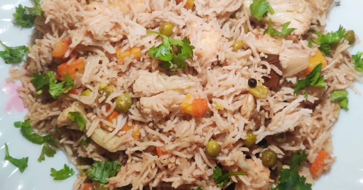 Veg Pulao in Cooker Recipe by rama Cookpad