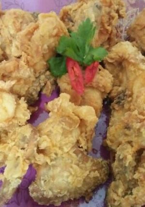 Foto resep Ayam goreng tepung renyah tahan lama