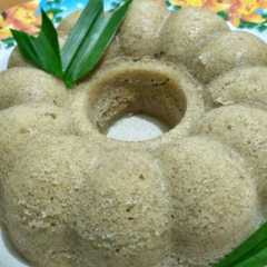 A picture of Bolu Kukus Pisang.