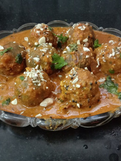 பன்னீர் கீரை கோப்தா.. (Paneer keerai kofta recipe in tamil) செய்முறை முக்கிய புகைப்படம்