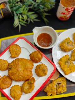 लेफ़्टोवर रोटी के पकोड़े रेसिपी मुख्य फोटो