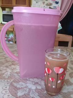 Una foto de Agua de durazno 🍑🍑🍑