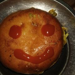 A picture of Veg homemade Burger.