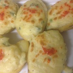 A picture of Double bake creamy mashed potatas.