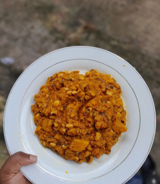 A picture of Yum-yum Beans and Plantain Porridge.