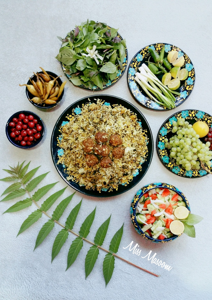 عکسی از دستور سبزی پلو با کوفته قلقلی