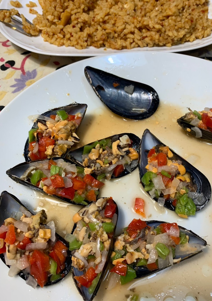 Una foto de Mejillones rellenos a la vinagreta