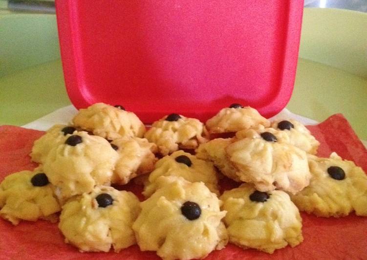 Resep Kue Semprit Bunga Ross 1 Kg yang Lezat