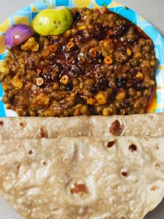 ধাবা স্টাইল মুগ তড়কা(Dhaba style moong tadka recipe in Bengali) রেসিপির প্রধান ছবি