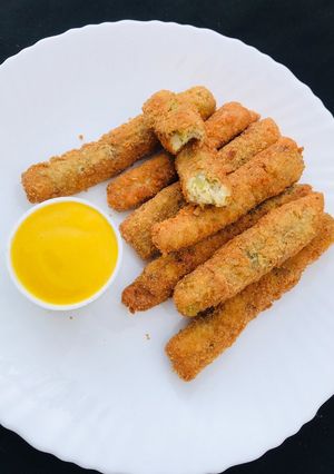 A picture of Egg fingers.