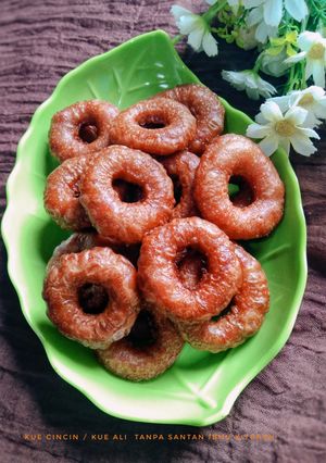 Foto resep Kue Cincin / Kue Ali Tanpa Santan