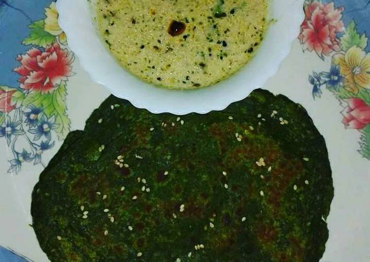 Recipe of Super Quick Homemade Methi ka paratha with moongfali dane ki chutney