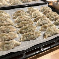 A picture of Steamed Chinese Dumplings 蒸餃子.