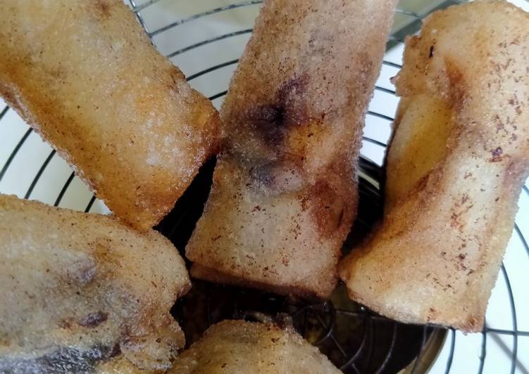 3. Lumpia keju-pisang-coklat