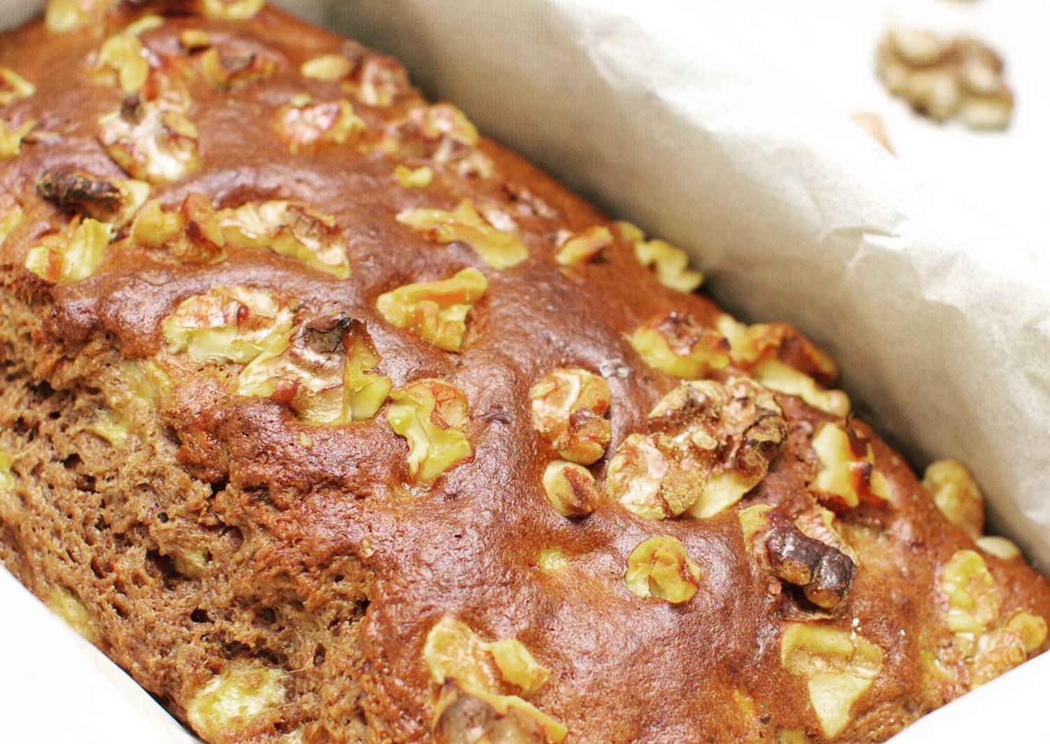 Cocoa banana cake with olive oil Recipe by Harune H Cookpad