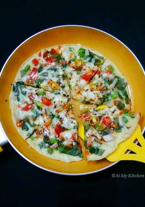 A picture of Egg Pizza.