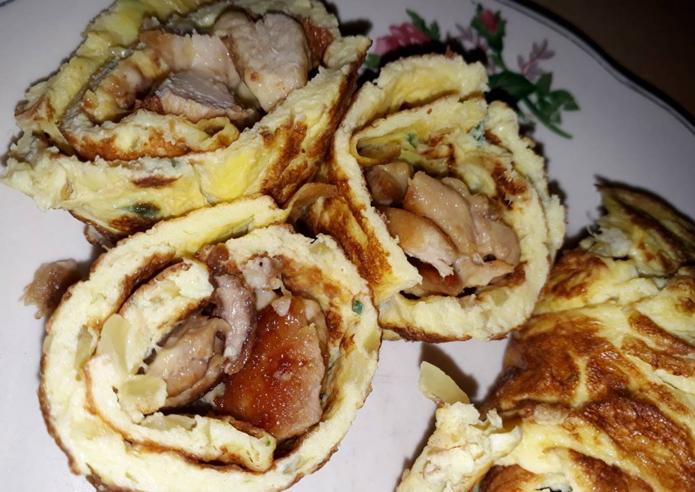 Rollos de huevo- crepes salados