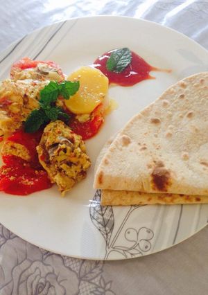 A picture of Pan steam chicken with masalay dar sabzi.