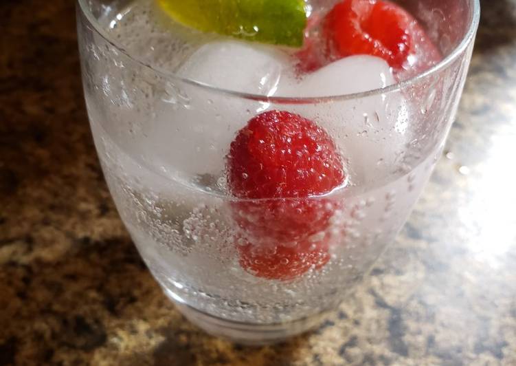 Raspberry Lime Spritz Raspberry Lime Spritz