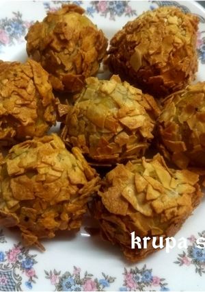 A picture of Papad potato pops.