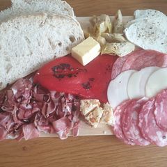 A picture of Antipasti.
