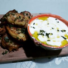 A picture of Potatoes cheese ball.