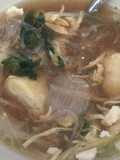 Sopa wonton y fideo de arroz