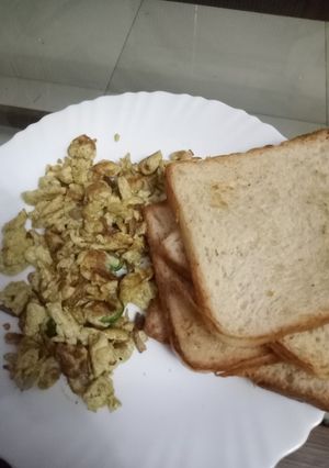 A picture of Scrambled eggs.