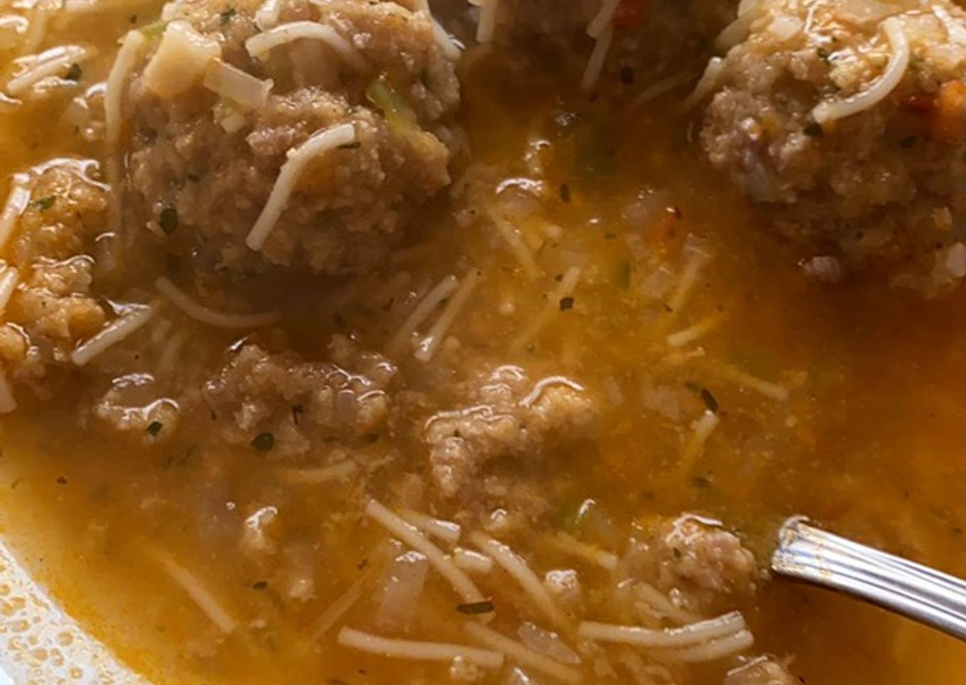 So’o apua (sopa de albóndiga)