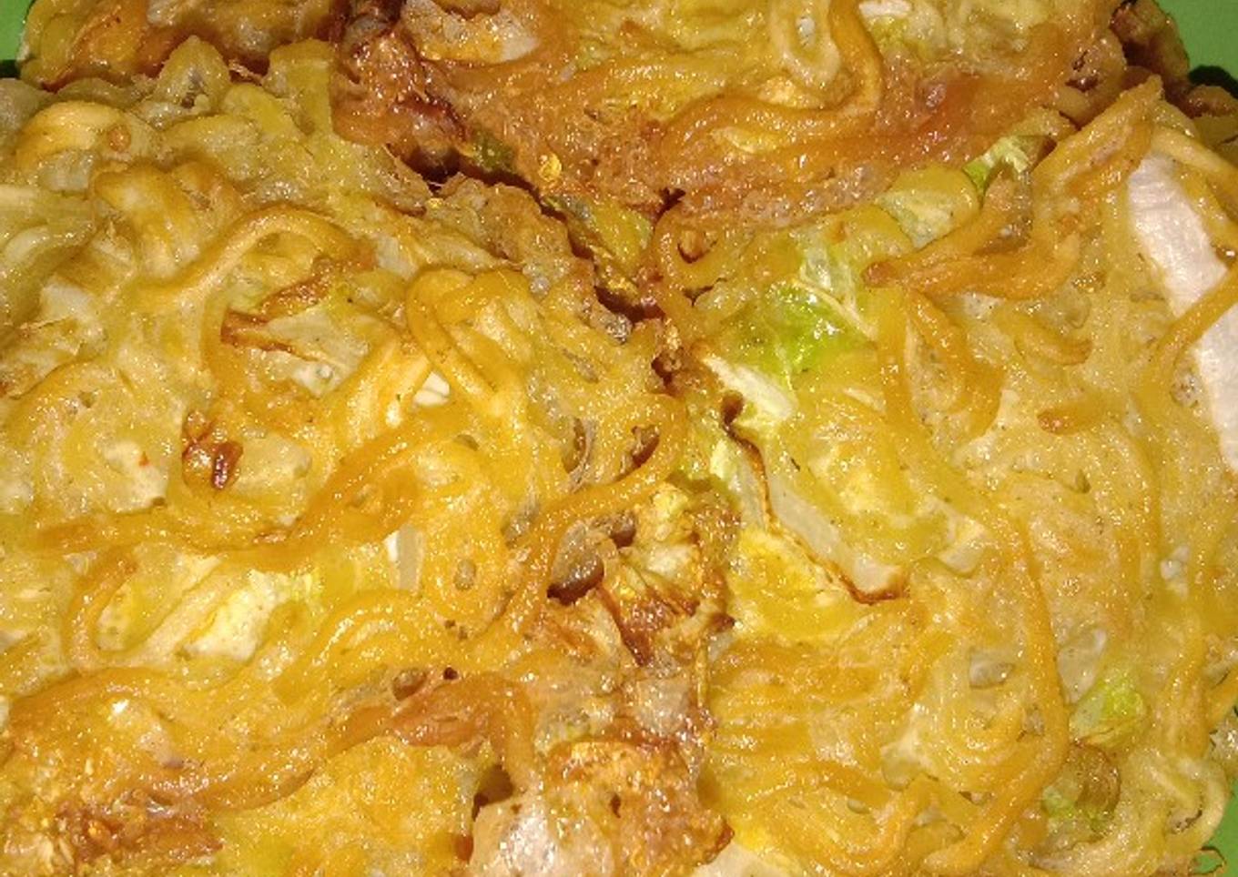 Omelet mie telur