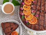 کیک شیر شکلاتی