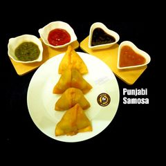 Punjabi Samosa Veg A picture of Punjabi Samosa Veg.