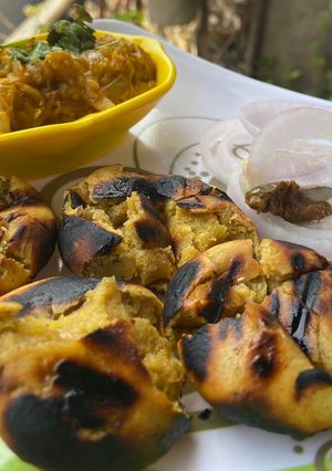 A picture of Sattu ki Litti.