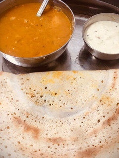 ઢોસા (Dosa Recipe In Gujarati) રેસીપી મુખ્ય ફોટો