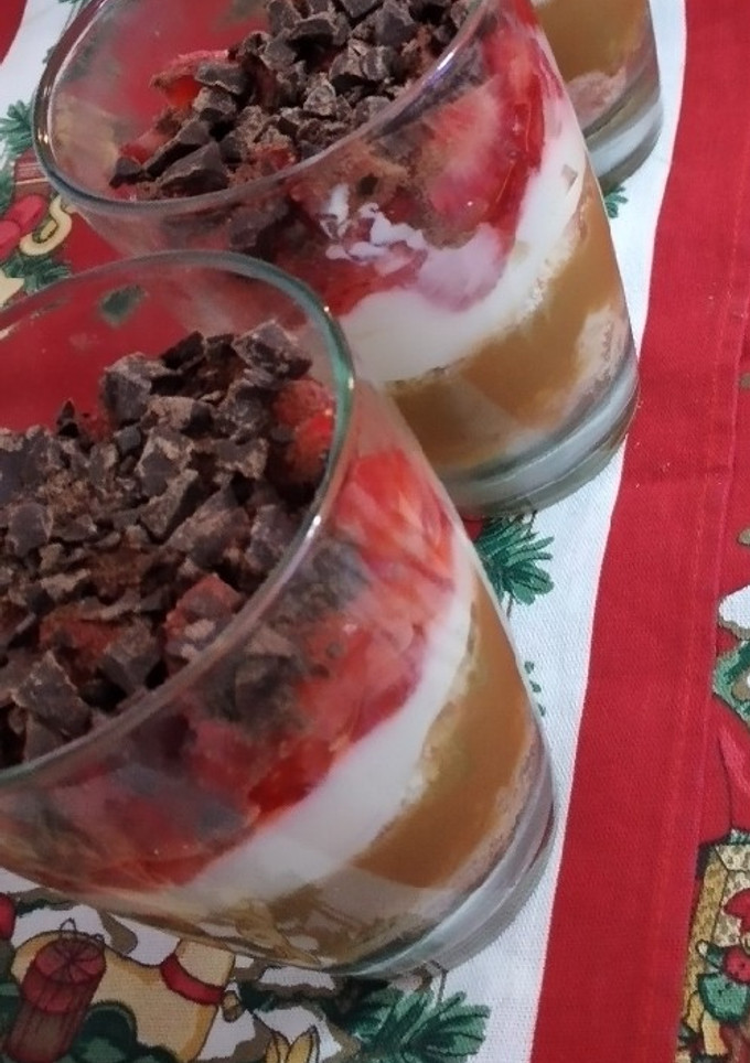 Una foto de Crema de limón (para relleno o postres)