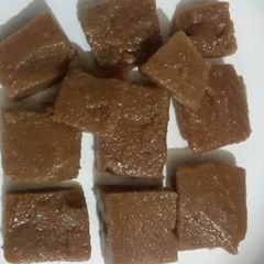A picture of Chocolate Burfi.