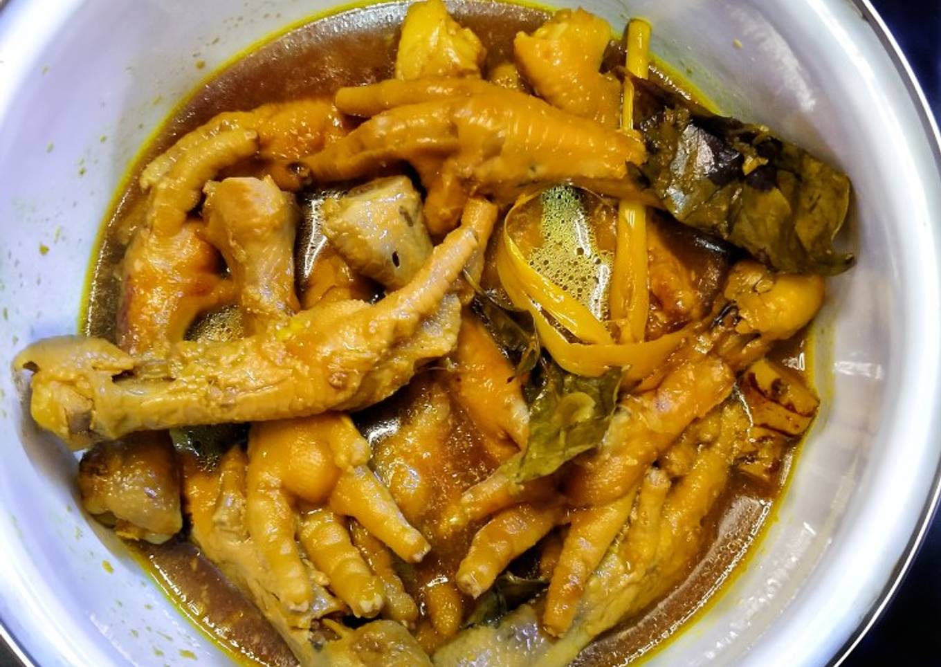 Semur ceker ayam untuk penderita gerd dan maag