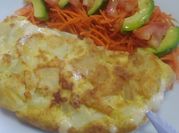 Una foto de omelette recetas saludable