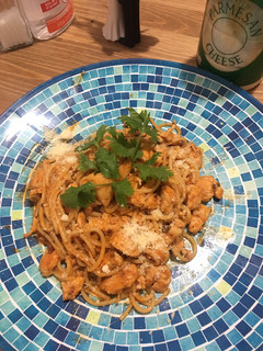 Una foto de Espagueti 🍝 con pollo