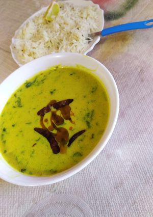 पालक कढ़ी(palak kadhi recipe in hindi) रेसिपी मुख्य फोटो