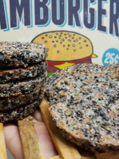 Una foto de Hamburguesas de porotos negros Veganas