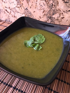 Una foto de Crema de berros 🥬