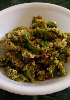 A picture of Mirchi Achar.